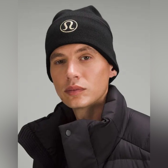 NWT Lululemon Warm Revelation Beanie Black Gold - Picture 3 of 7